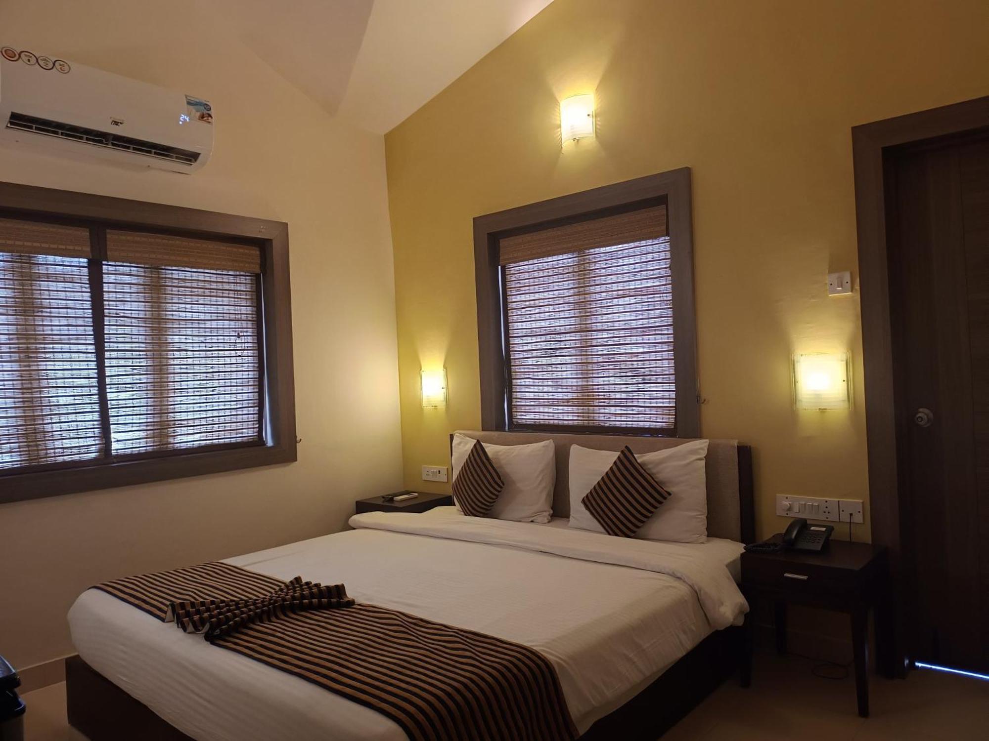 Golden Landmark Green Valley Beach Resort Dona Paula Luaran gambar